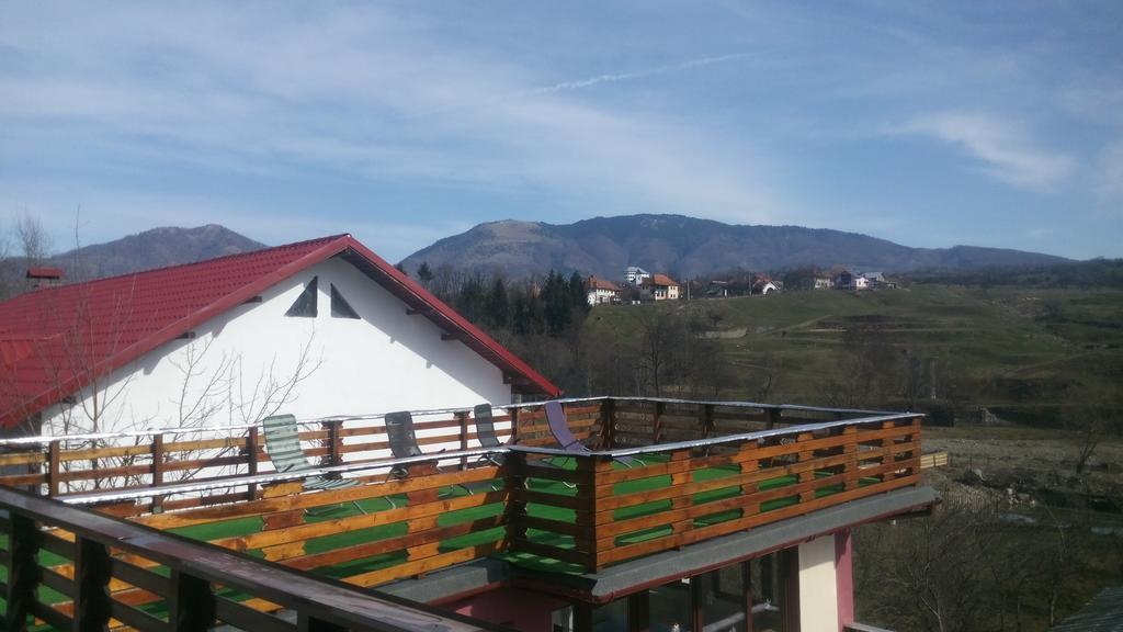 Pensiune Daniela Corbeni Buitenkant foto